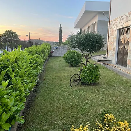 Alojamento, Chelas Rural Al Дом отдыха